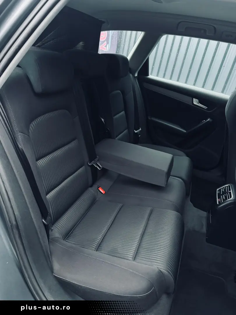 Audi A4 Avant  Fab- 10-2013   2.0 DIESEL 150 Cp