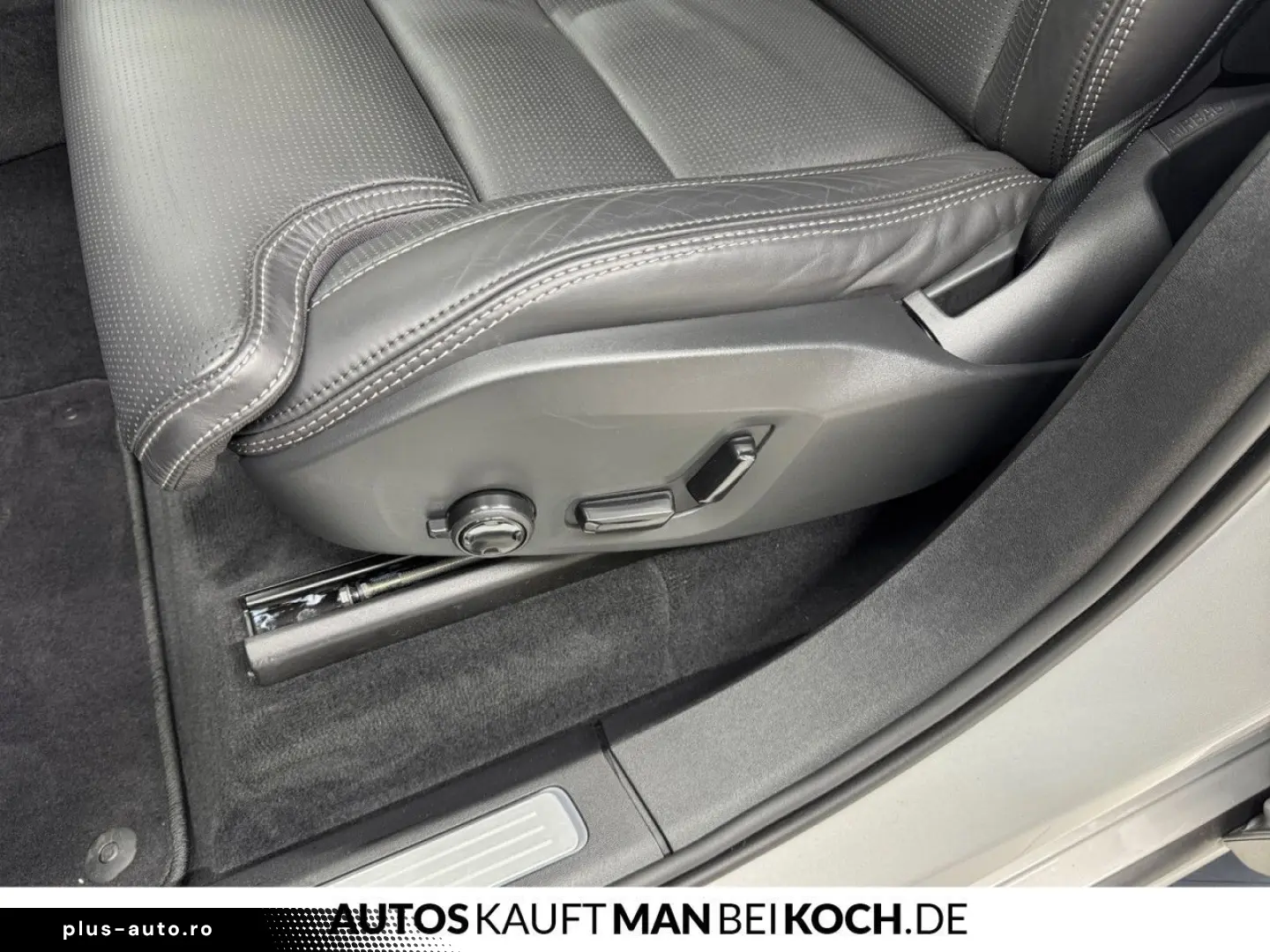 VOLVO XC90 T8 AWD Ultra Dark Massage AirSusp 360 Vent