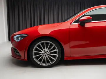 Mercedes Benz CLA 220 AMG Line