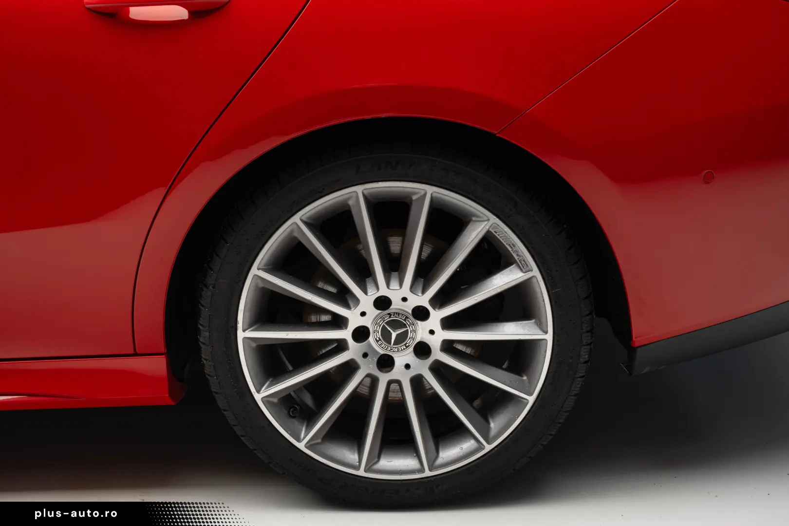 Mercedes Benz CLA 220 AMG Line