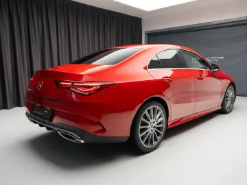 Mercedes Benz CLA 220 AMG Line