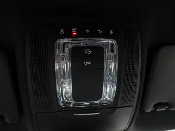 Mercedes Benz CLA 220 AMG Line