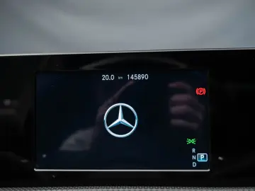 Mercedes Benz CLA 220 AMG Line