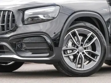 MERCEDES-BENZ GLB 35 4M AMG  MBEAM PANO DISTR KEYL 360  SHZ