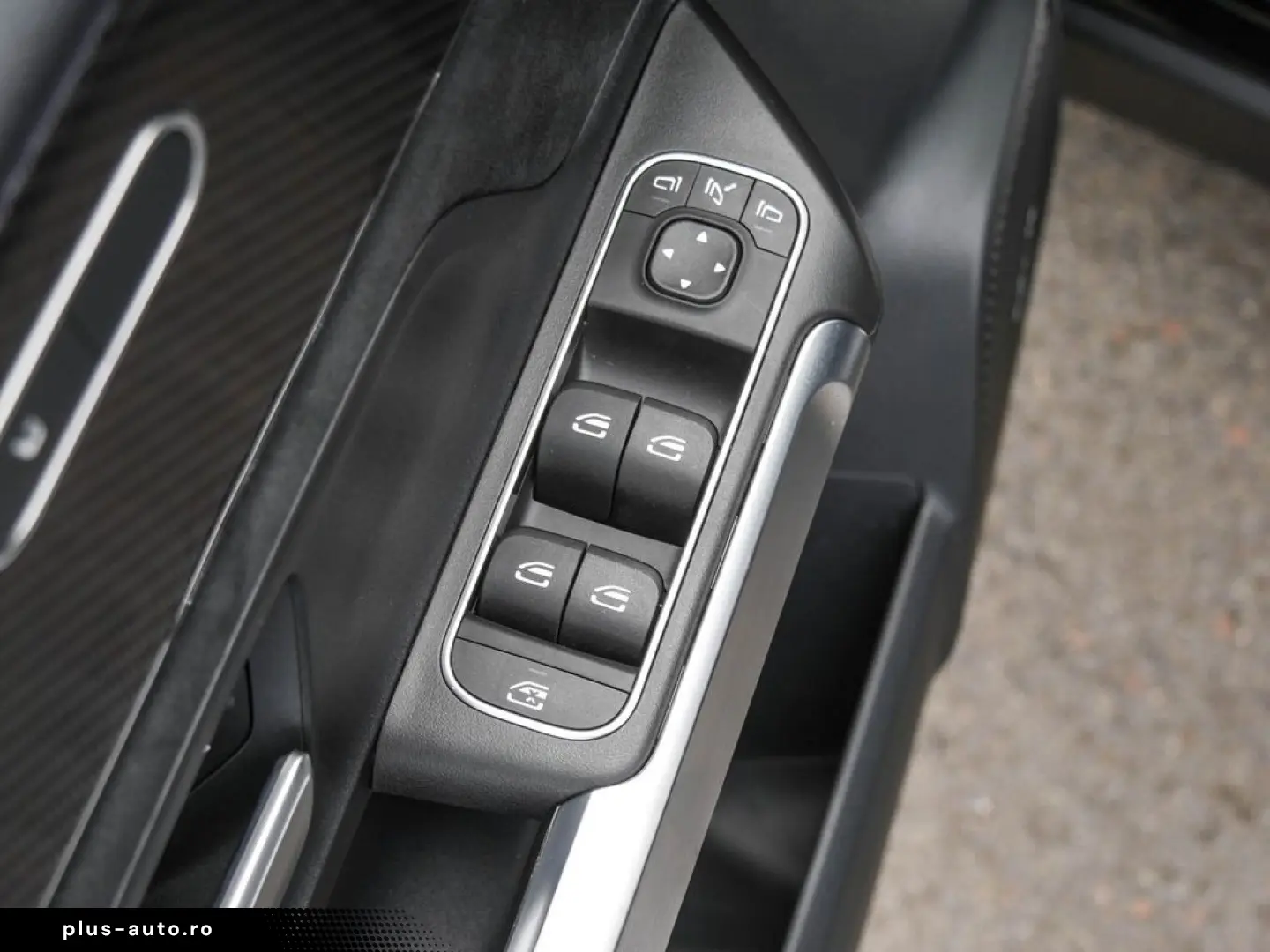 MERCEDES-BENZ GLB 35 4M AMG  MBEAM PANO DISTR KEYL 360  SHZ