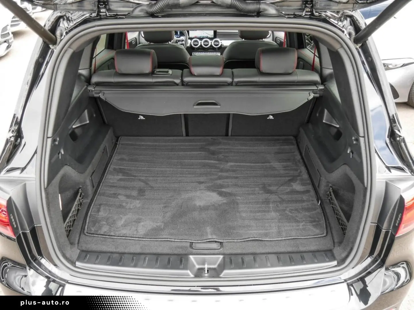 MERCEDES-BENZ GLB 35 4M AMG  MBEAM PANO DISTR KEYL 360  SHZ