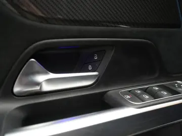 MERCEDES-BENZ GLB 35 AMG 4Matic Temp Kamera Lane Side Wide