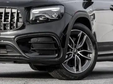 MERCEDES-BENZ AMG GLB 35 4M BURM DISTR PANO STANDH NIGHT