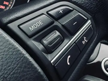 BMW 520 D   Fab-03-2011   2.0 Diesel 184