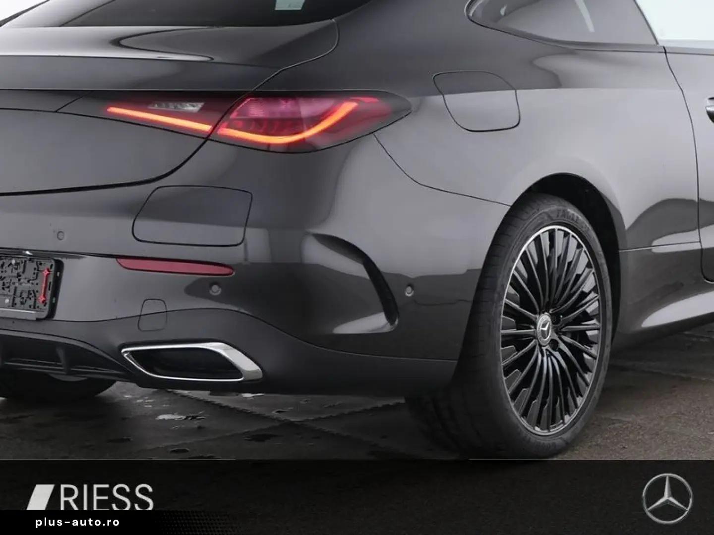 MERCEDES-BENZ CLE 300 e AMG Sport Night Distr Pano DIGITAL