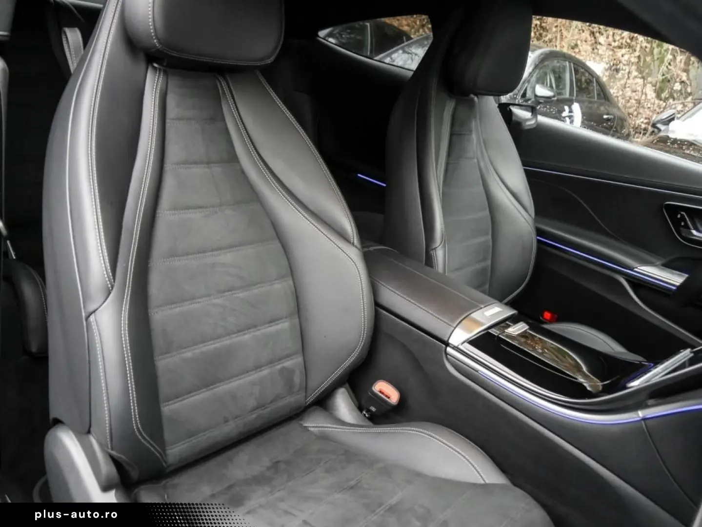 MERCEDES-BENZ CLE 300 4M Cp AMG-Sport Pano StdHzg Digital