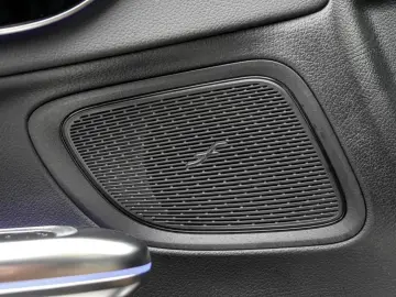 MERCEDES-BENZ CLE 300 4M Cp AMG-Sport Pano StdHzg Digital