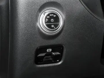 MERCEDES-BENZ CLE 300 4M Cp AMG-Sport Pano StdHzg Digital