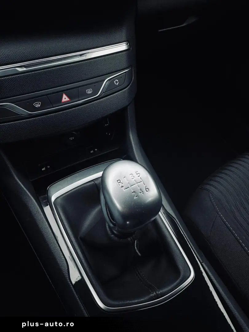 Peugeot 308 HDI   1.6 DIESEL 120 CP