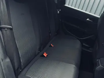 Peugeot 308 HDI   1.6 DIESEL 120 CP