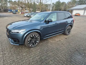 VOLVO XC90 Ultra Dark Recharge Plug-In Hybrid AWD