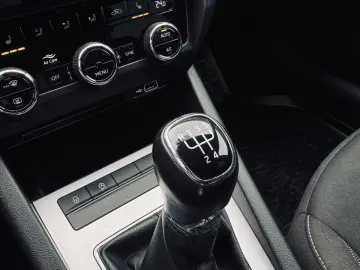 Skoda Octavia Facelift   Fab.- 10-2018 Euro 6