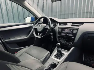 Skoda Octavia Facelift   Fab.- 10-2018 Euro 6