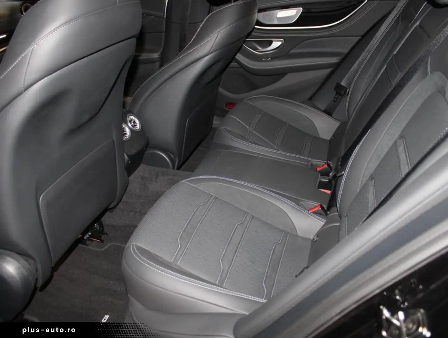 MERCEDES-BENZ GT 43  43 4M Aero V8 Styl Pano Night Burm Mem