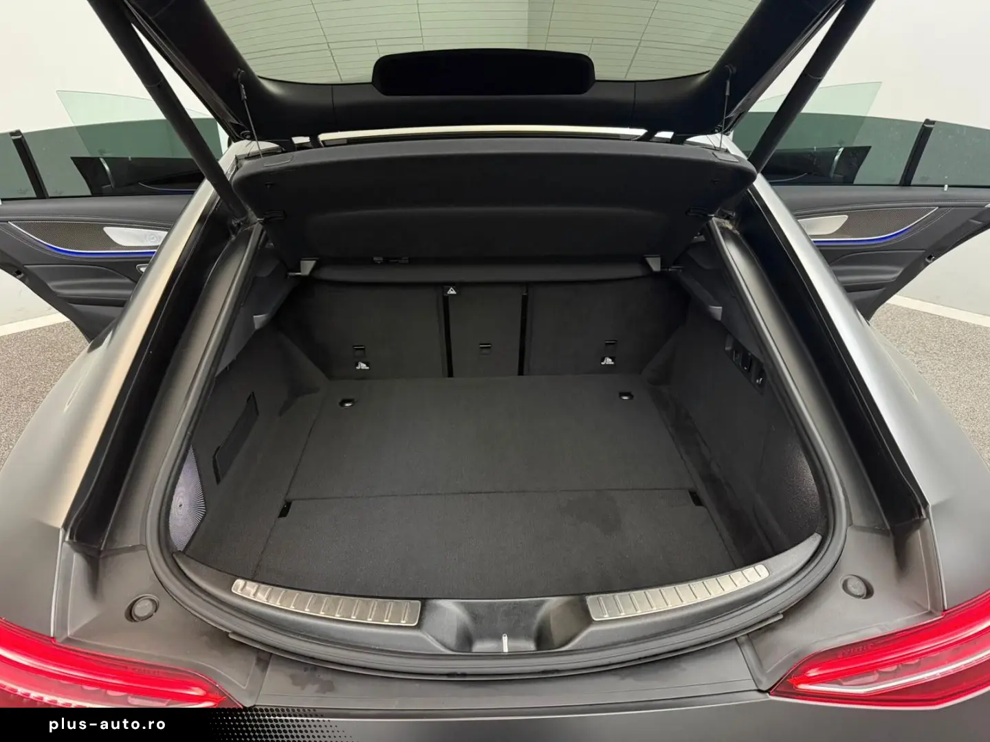 MERCEDES-BENZ AMG GT 53 4M  AERO MAGNO CARBON MY23 V8-STYL