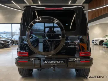 MERCEDES-BENZ G 63 AMG Superior Line Night AHK Burmester 22