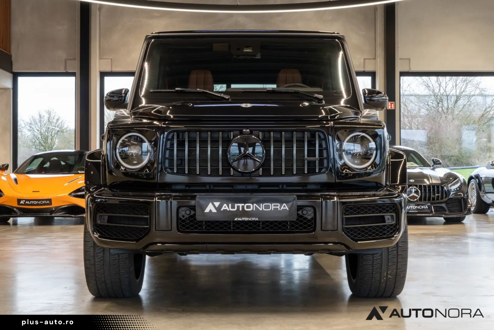 MERCEDES-BENZ G 63 AMG Superior Line Night AHK Burmester 22