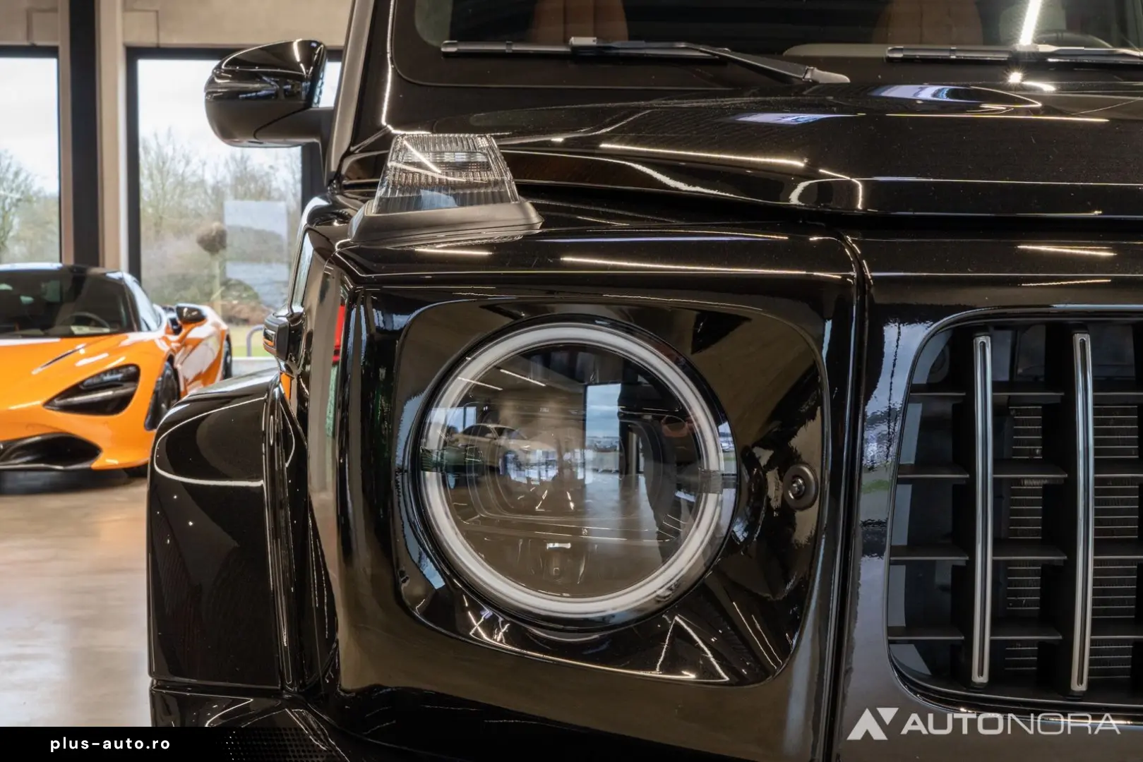 MERCEDES-BENZ G 63 AMG Superior Line Night AHK Burmester 22