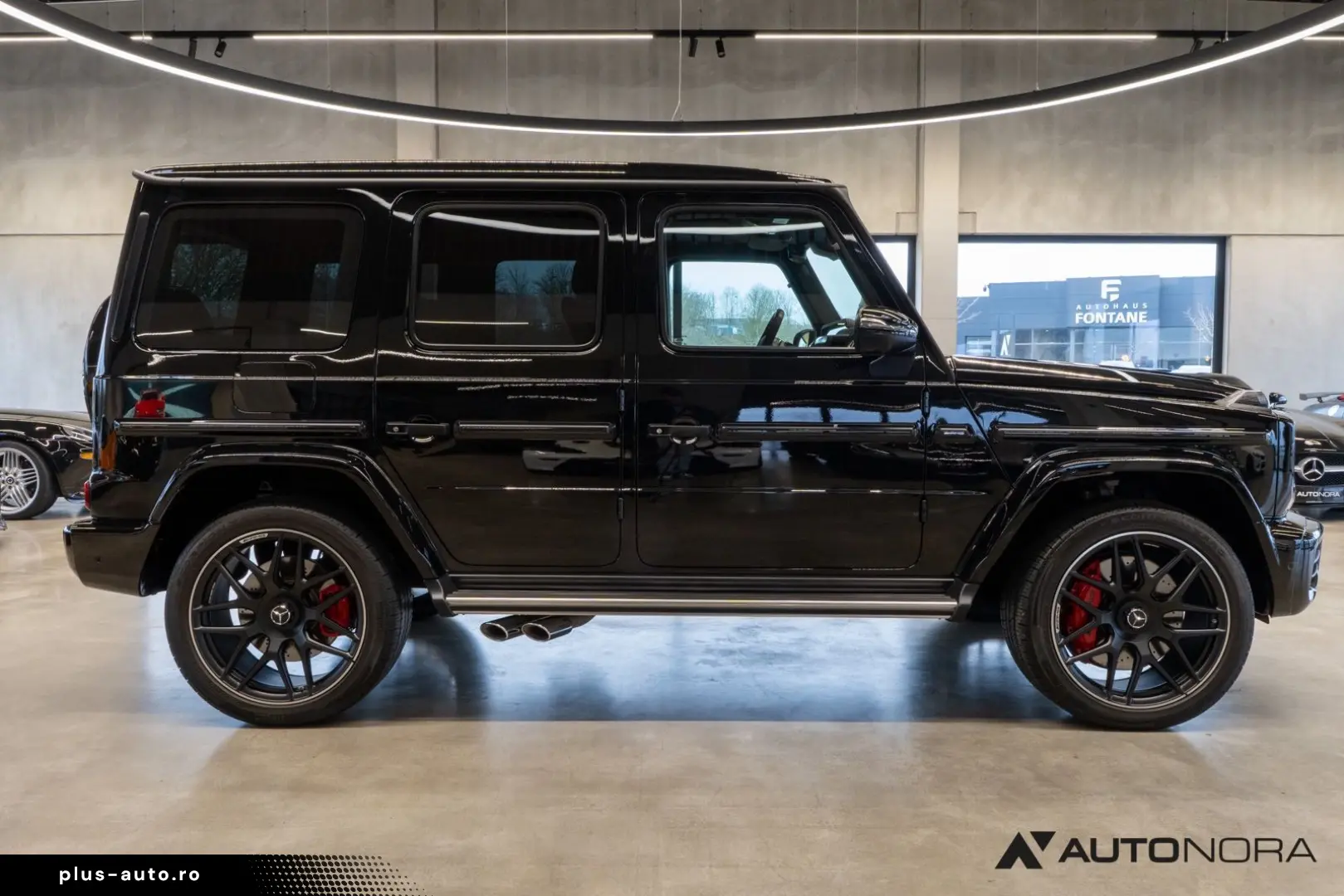 MERCEDES-BENZ G 63 AMG Superior Line Night AHK Burmester 22