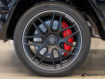 MERCEDES-BENZ G 63 AMG Superior Line Night AHK Burmester 22