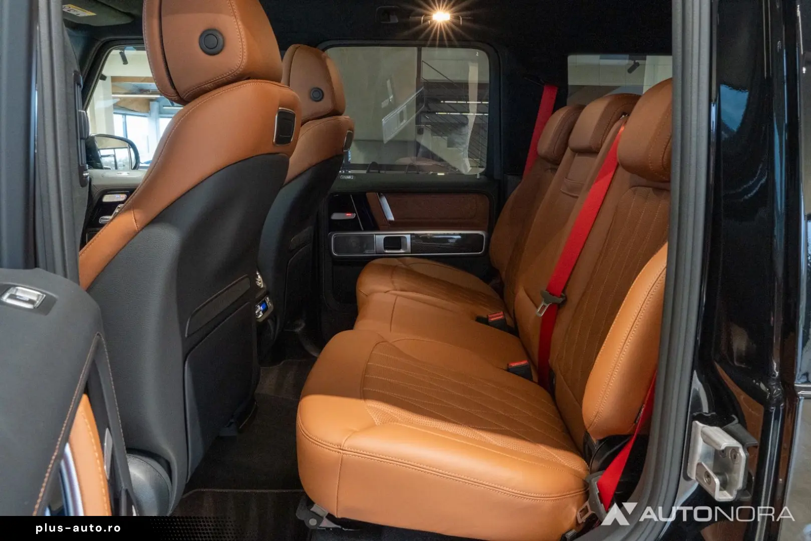 MERCEDES-BENZ G 63 AMG Superior Line Night AHK Burmester 22