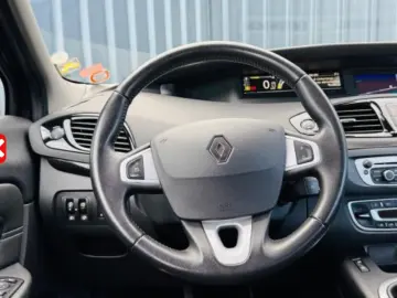 Renault Scenic   FAB 01-2013  1.5 DIESEL 110cp