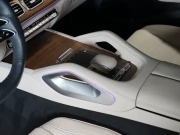 MERCEDES-BENZ GLS 580 4M AMG MEDIA AUXHEAT MASSAGE