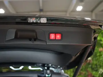 MERCEDES-BENZ GLS 580 4M AMG MEDIA AUXHEAT MASSAGE