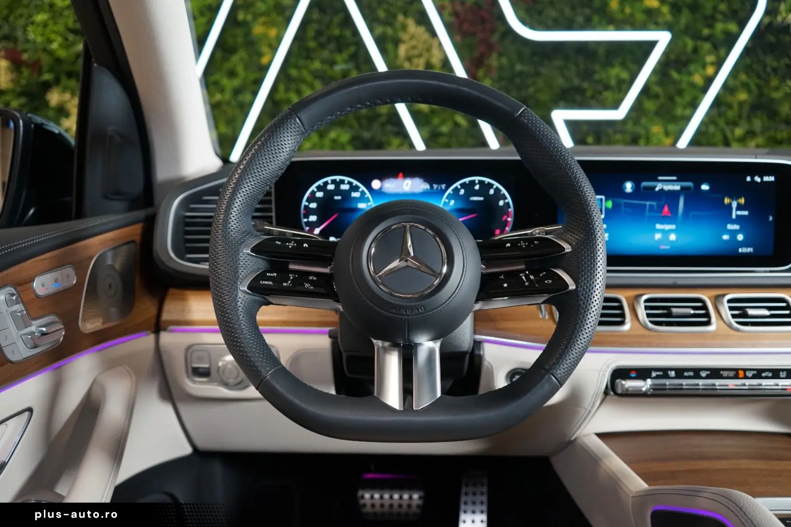 MERCEDES-BENZ GLS 580 4M AMG MEDIA AUXHEAT MASSAGE