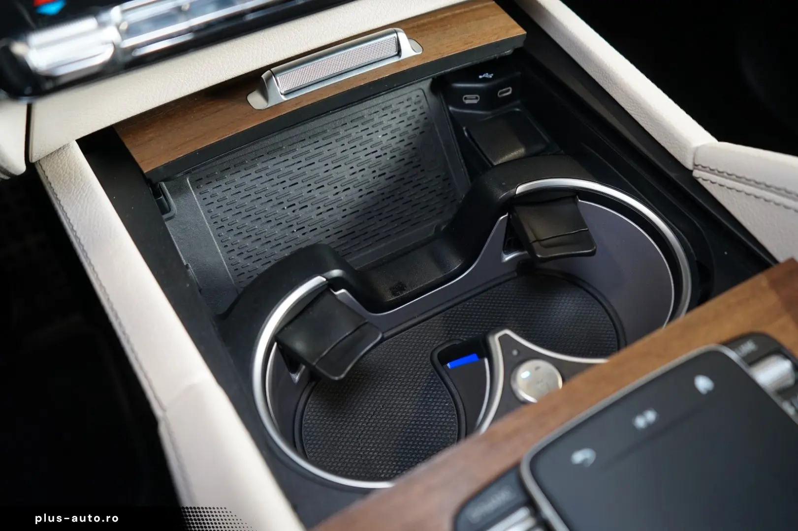 MERCEDES-BENZ GLS 580 4M AMG MEDIA AUXHEAT MASSAGE