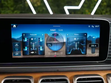 MERCEDES-BENZ GLS 580 4M AMG MEDIA AUXHEAT MASSAGE