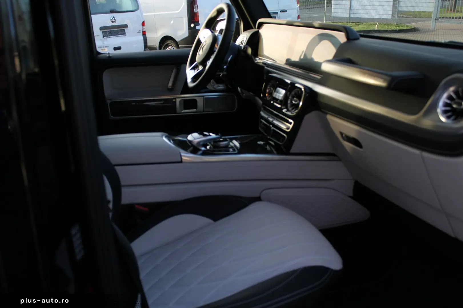 MERCEDES-BENZ G 63 AMG  SUPERIOR CARBON  3xTV