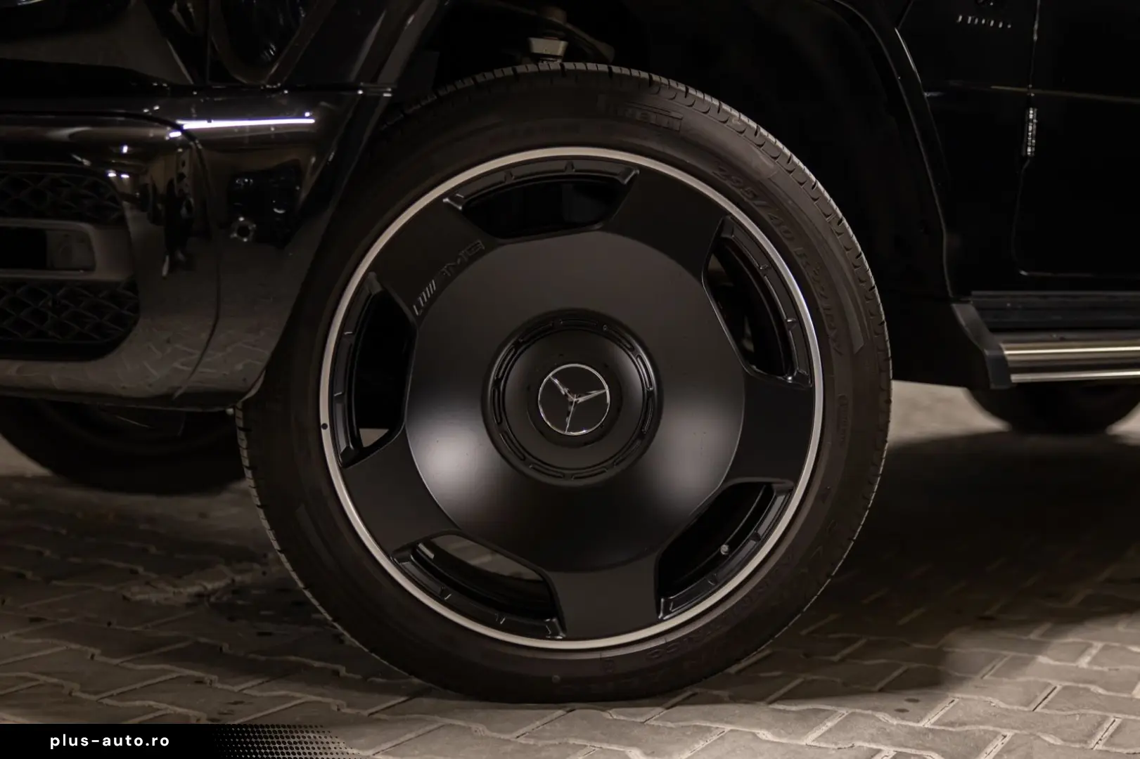 MERCEDES-BENZ G 63 AMG Superior Night II Fond Ent