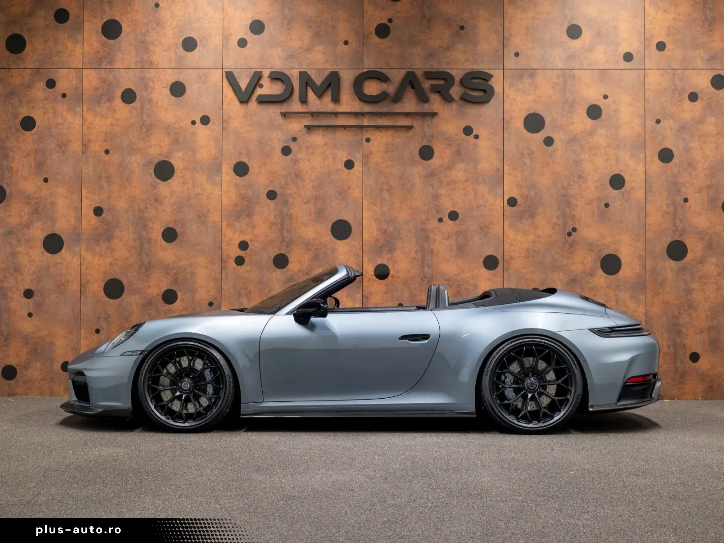 PORSCHE 911 Carrera GTS T-Hybrid Cabriolet TECHART LIFT
