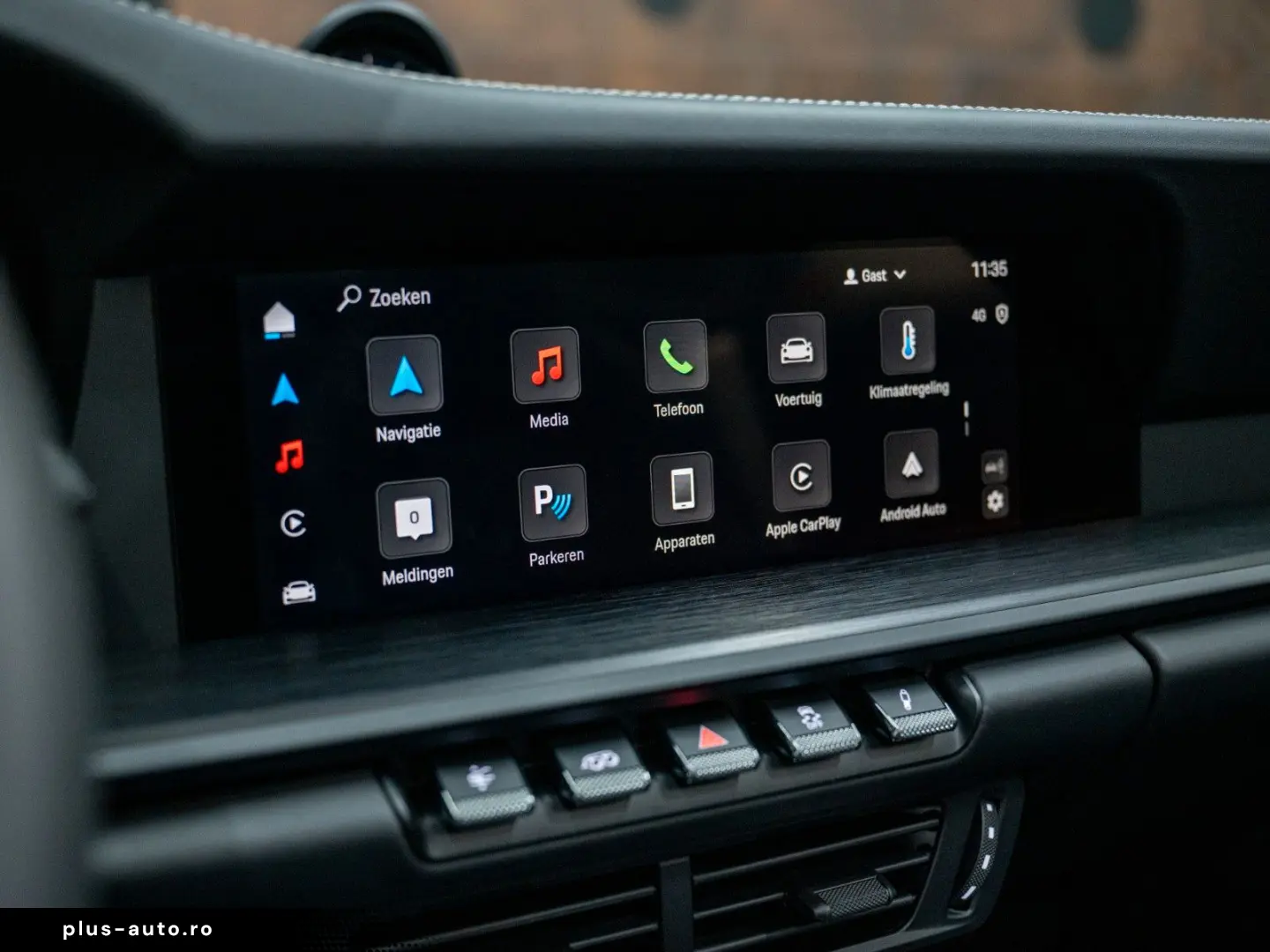 PORSCHE 911 Carrera GTS T-Hybrid Cabriolet TECHART LIFT