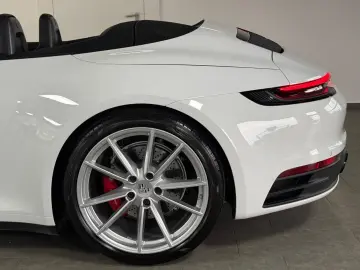 PORSCHE Carrera S Cabrio Approved 01.27 SportAbgas BOSE