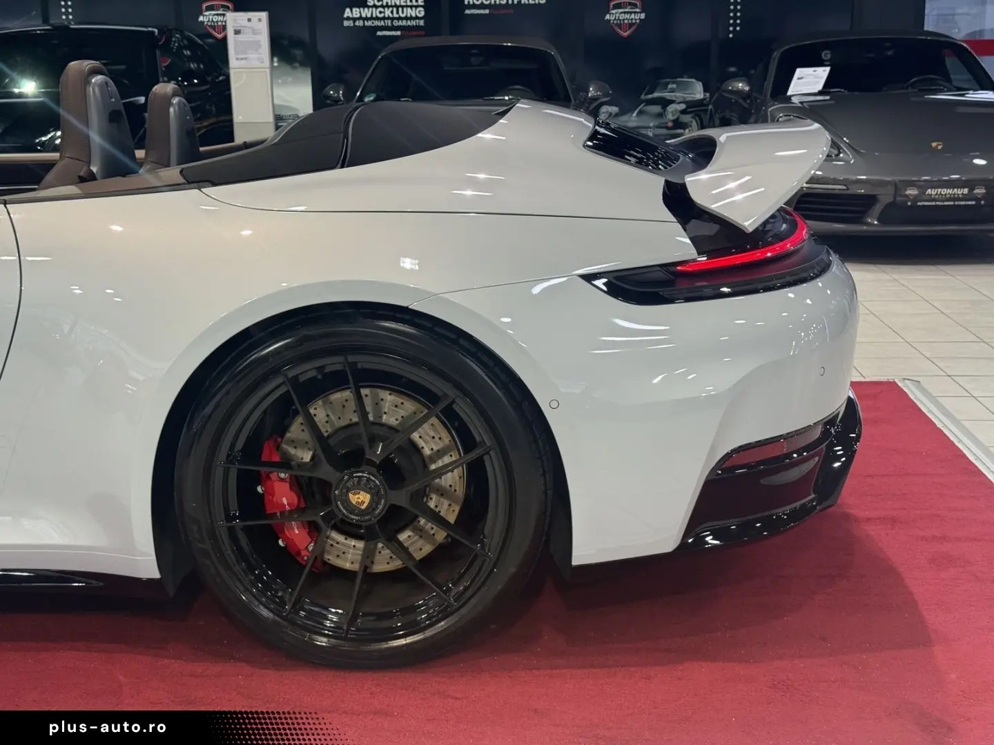 PORSCHE 911 Carrera GTS Cabriolet PDLS  Sport-Chrono