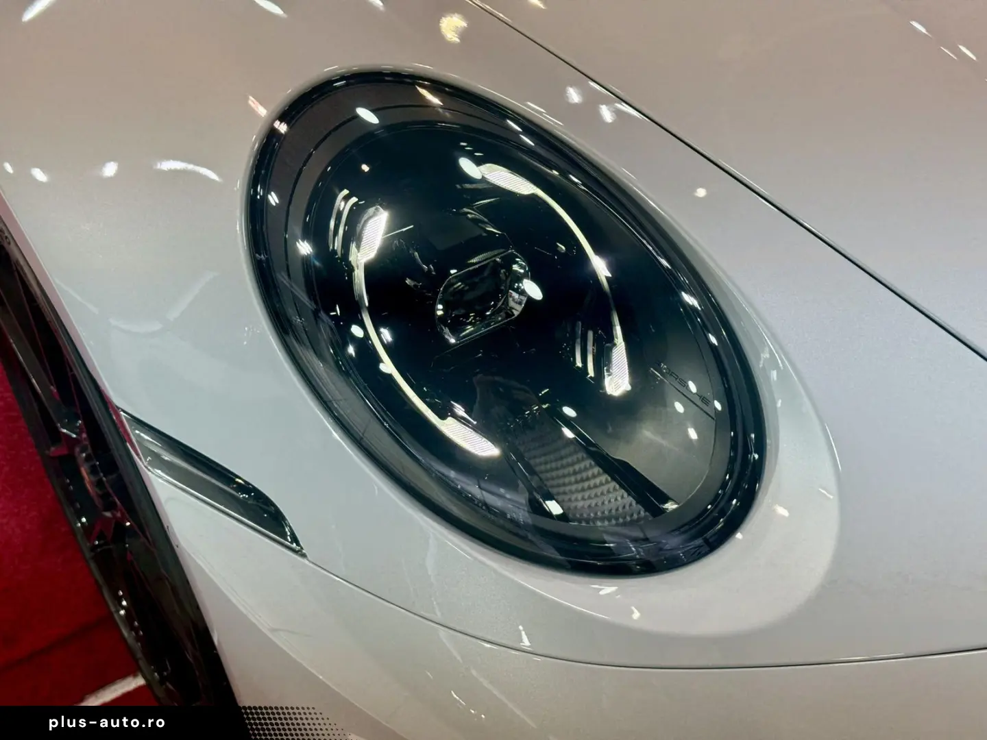 PORSCHE 911 Carrera GTS Cabriolet PDLS  Sport-Chrono