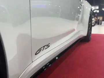 PORSCHE 911 Carrera GTS Cabriolet PDLS  Sport-Chrono