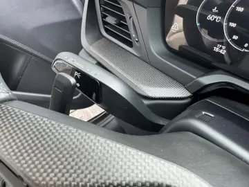 PORSCHE 911 992.2 Carrera Cabriolet Sportpaket 360 Kamer