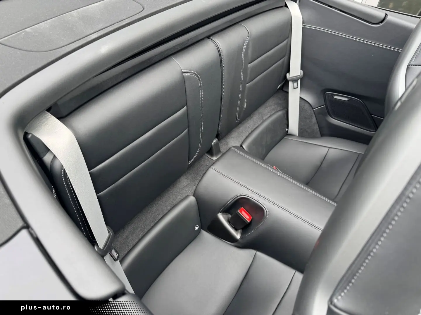 PORSCHE 911 992.2 Carrera Cabriolet Sportpaket 360 Kamer