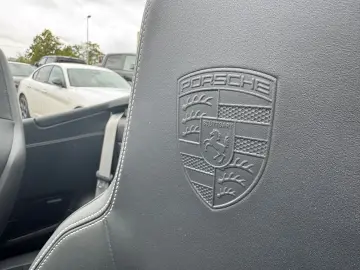 PORSCHE 911 992.2 Carrera Cabriolet Sportpaket 360 Kamer