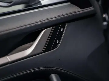 PORSCHE 911 911 Carrera