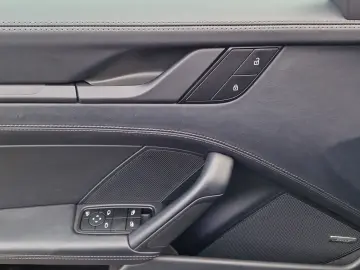 PORSCHE 911 GTS T-Hybrid Facelift Bose Surround View 4WS