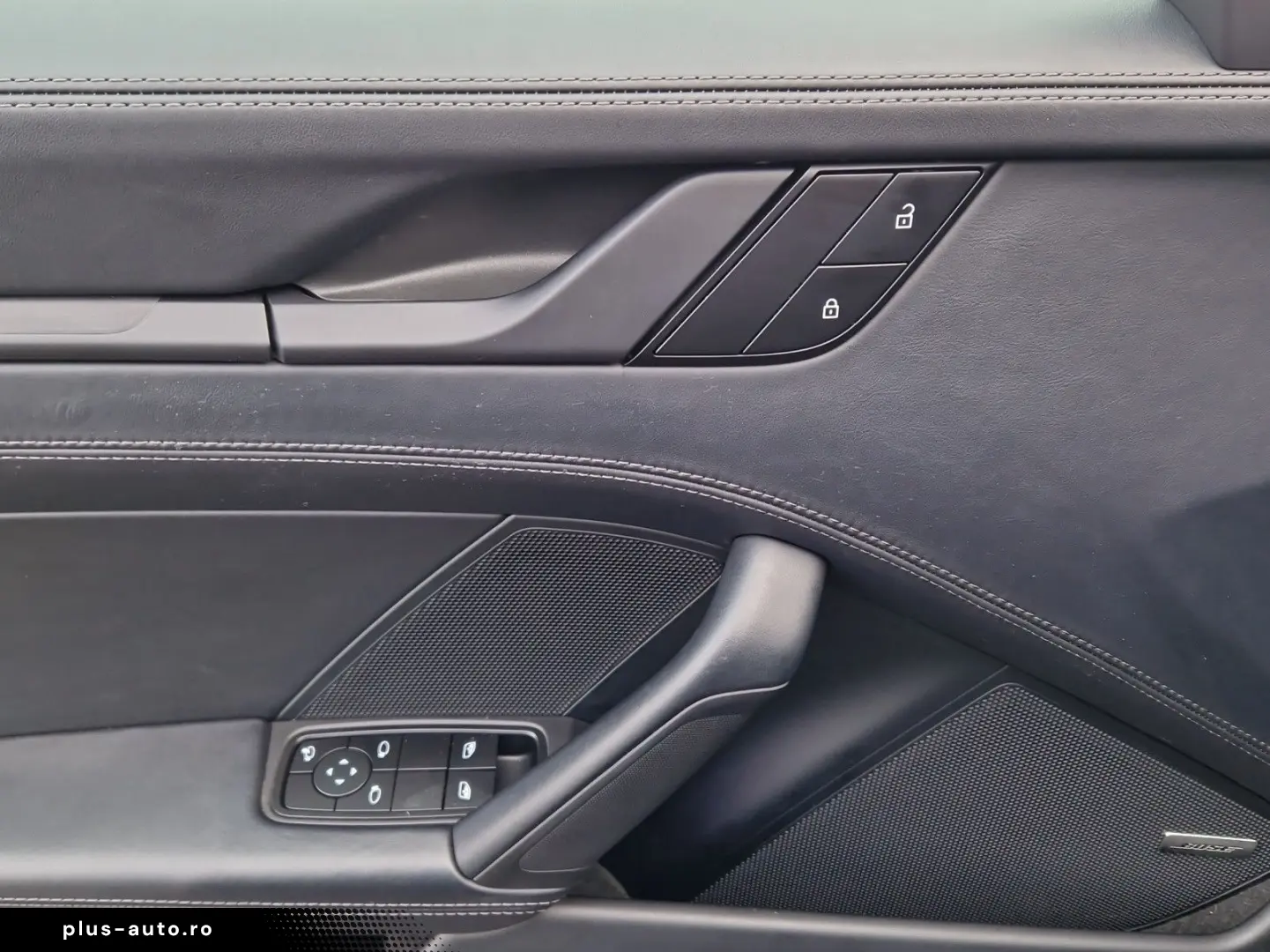 PORSCHE 911 GTS T-Hybrid Facelift Bose Surround View 4WS